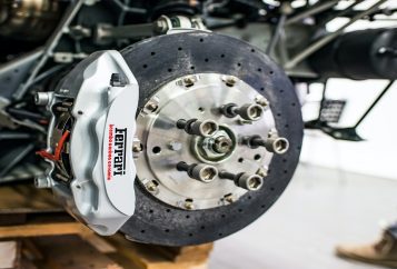 Car brake repair toronto. brake pads and rotors. mechanic shop. auto brake repair service.